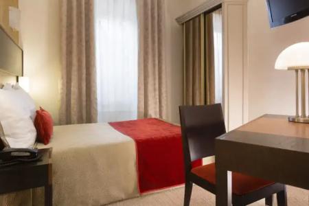 Hôtel Raspail Montparnasse - 112