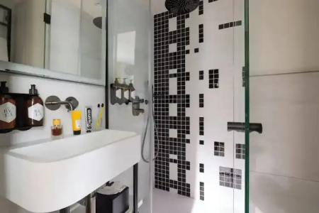 Hôtel Raspail Montparnasse - 110