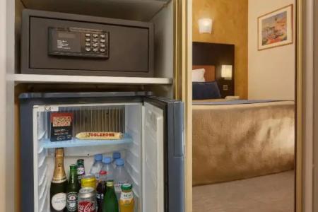 Hôtel Raspail Montparnasse - 116