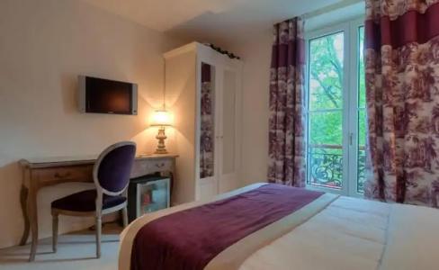 Cluny Square - 24