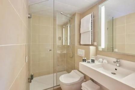Le Relais Montmartre - 8