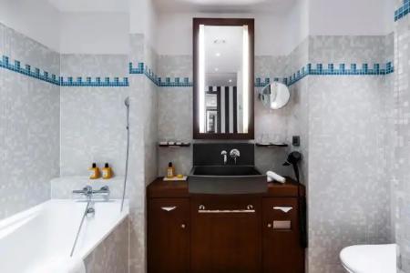 Radisson Blu Champs-Elysées, Paris - 23