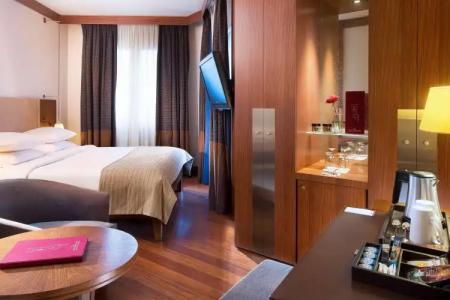 Radisson Blu Champs-Elysées, Paris - 8