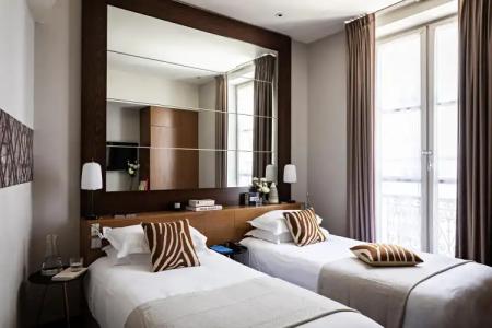 Holiday Inn Paris Palais de l'Elysée by IHG - 2