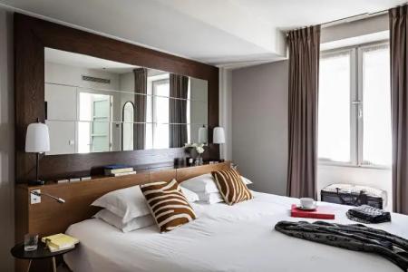 Holiday Inn Paris Palais de l'Elysée by IHG - 5