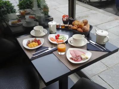 Claridge Paris - 13
