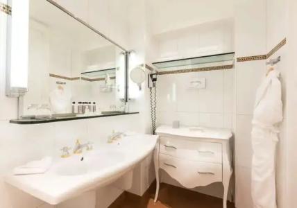 Claridge Paris - 48