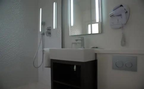 Little Hôtel - 7