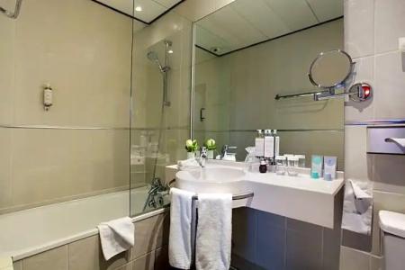 Trianon Rive Gauche - 70