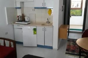 Apartment Hotel «Ten Aparts», Guembet