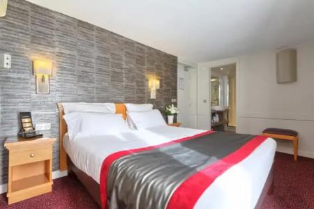 Hôtel Mondial - 49