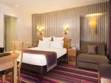 2 Adjacent Quintuple room