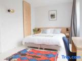 Standard Triple room with city view