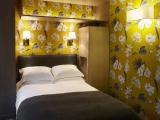 Duplex room