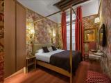 Canopy Bed Double room
