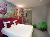 Deluxe room with garden view