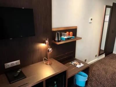 Best Western Empire Elysees - 180