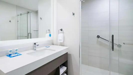 Hyatt House Jersey City - 8