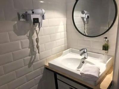 Hôtel Des Arts-Bastille - 51