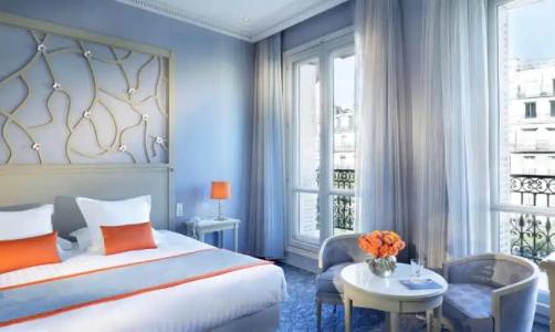 Splendid Etoile - 53