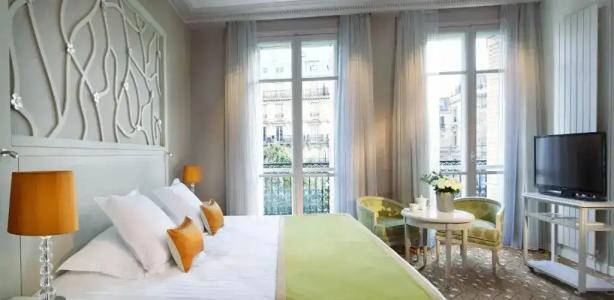 Splendid Etoile - 54