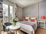 Privilege with Direct View on the Arc de Triomphe Double room