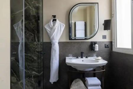 Hôtel Waldorf Trocadéro Tour Eiffel - 143