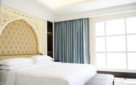 Sheraton Sharjah Beach Resort and Spa - 117
