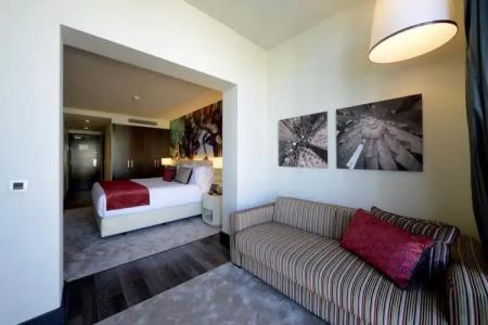 Indigo Barcelona - Plaza Catalunya 4Sup, an IHG - 76