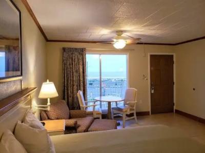 Avondale by the Sea - 4