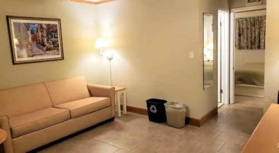 Avondale by the Sea - 11