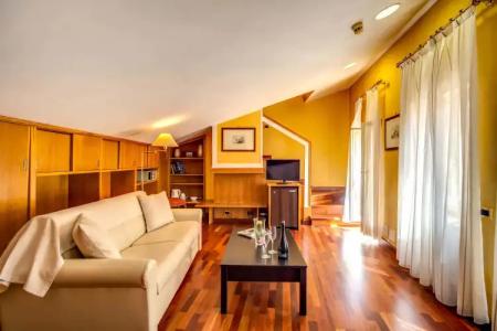 Della Torre Argentina - 51