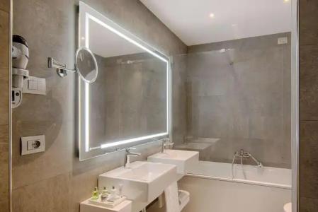 NH Collection Roma Centro - 11