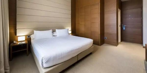 Occidental Aurelia - 50