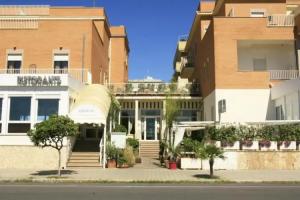 Hotel Sirenetta, Lido Di Ostia