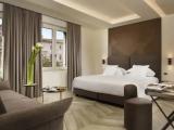 3 Bedrooms Compound room with city view