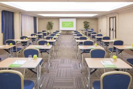 Courtyard by Marriott Rome Central Park - 19