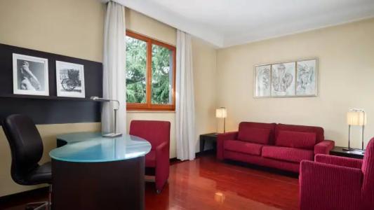 Courtyard by Marriott Rome Central Park - 40