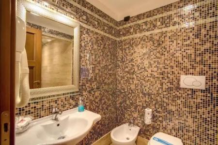 Aurelius Art Gallery - 37