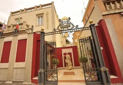 Aurelius Art Gallery - 0