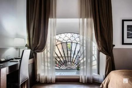 Boutique Nazionale - 6