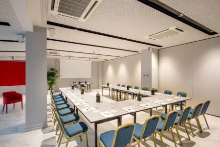 American Palace Eur - 17