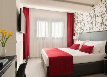 American Palace Eur - 34