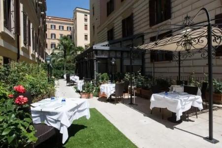 Rose Garden Palace Roma by OMNIAs - 22