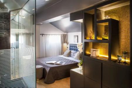 Condotti Boutique - 93