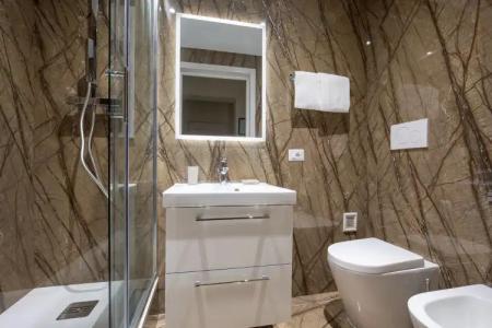 Condotti Boutique - 60