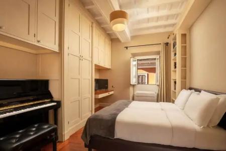 Condotti Boutique - 62