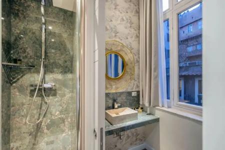 Condotti Boutique - 58