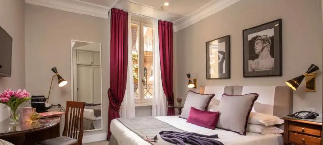 Condotti Boutique - 92