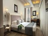 Connecting room (Via Della Croce 15)